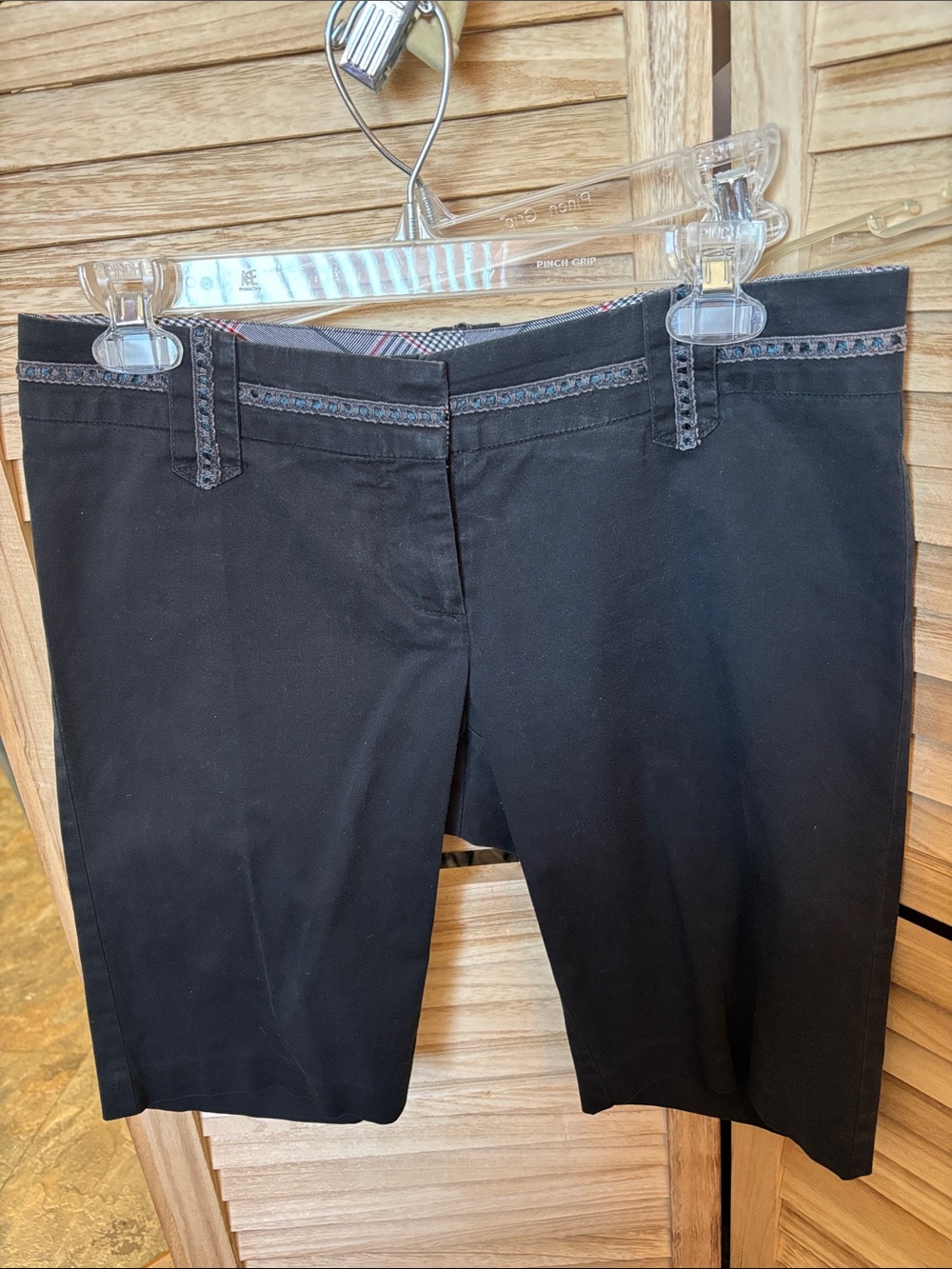 Hybrid Petite Black Shorts with Detail 6P